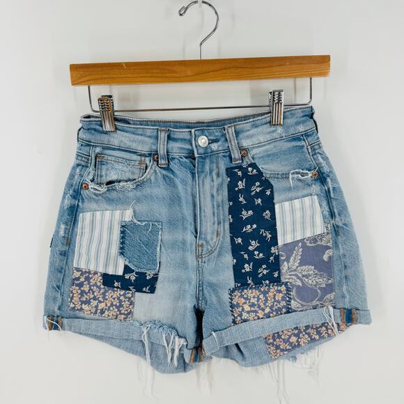 American Eagle Mom Shorts Size 2 Distressed Patchwork High Rise Denim - Picture 1 of 11